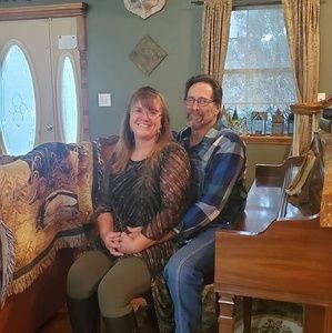 Meet your Posher, Lola